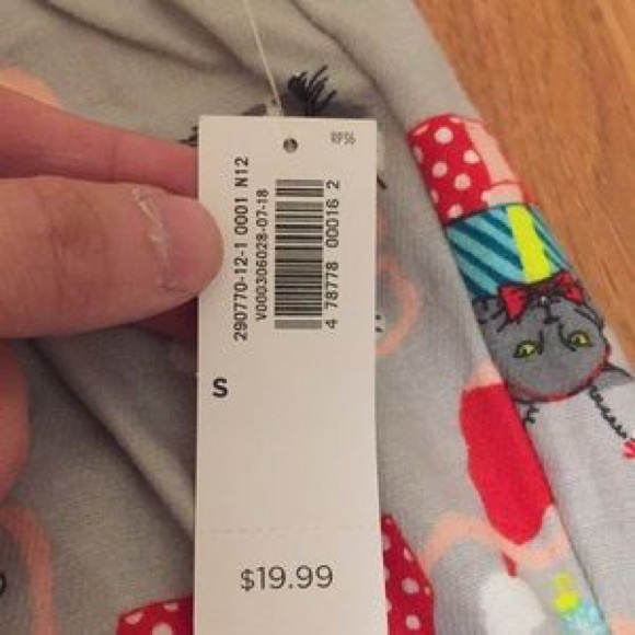 NWT Old NavyWomen’s comfy flannel pajamas pants SMALL - Picture 3 of 6